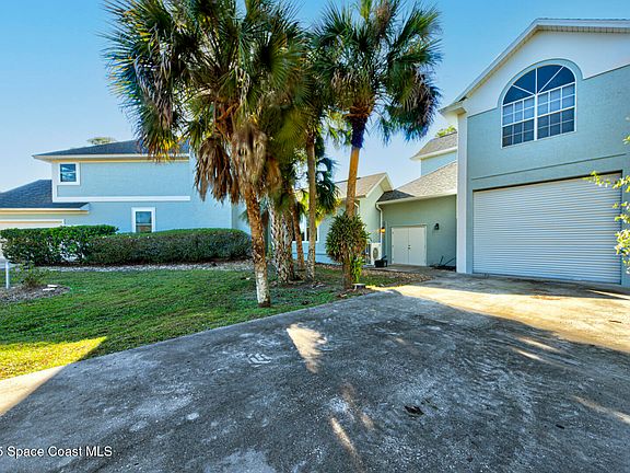 3rd image of 1817 Laurel Oak Dr S
