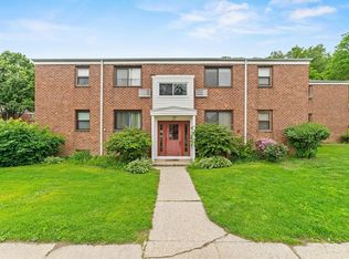 35 Lawrence Dr APT A, White Plains, NY 10603
