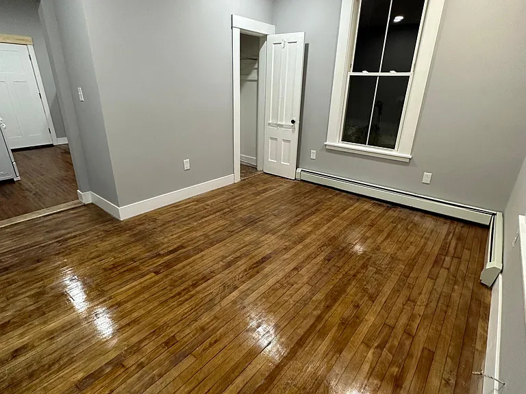 47 West St #6 — Photo 7
