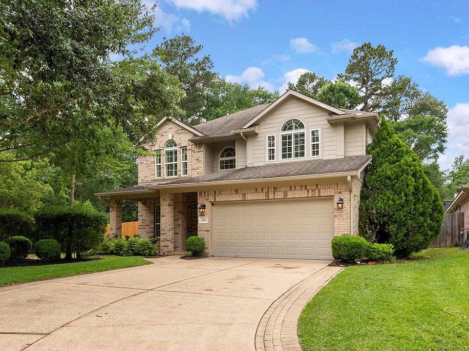 1st image of 119 S Abram Cir