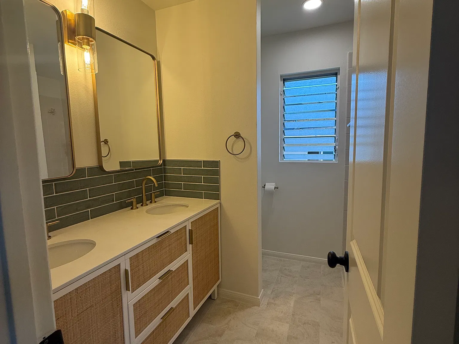 3 bed, 2.5 bath, 1896 sqft, $5,900 — Photo 4