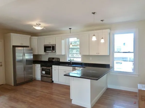 39 Millmont St, Roxbury, MA 02119