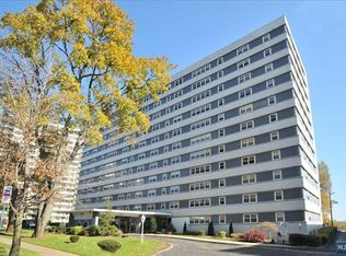280 Prospect Ave APT 4N, Hackensack, NJ 07601