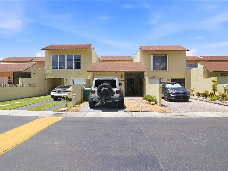 8008 SW 103rd Ave #8008 — Photo 48