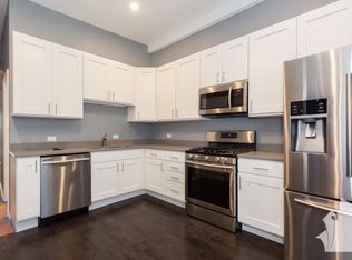 2528 N Fairfield Ave #2, Chicago, IL 60647