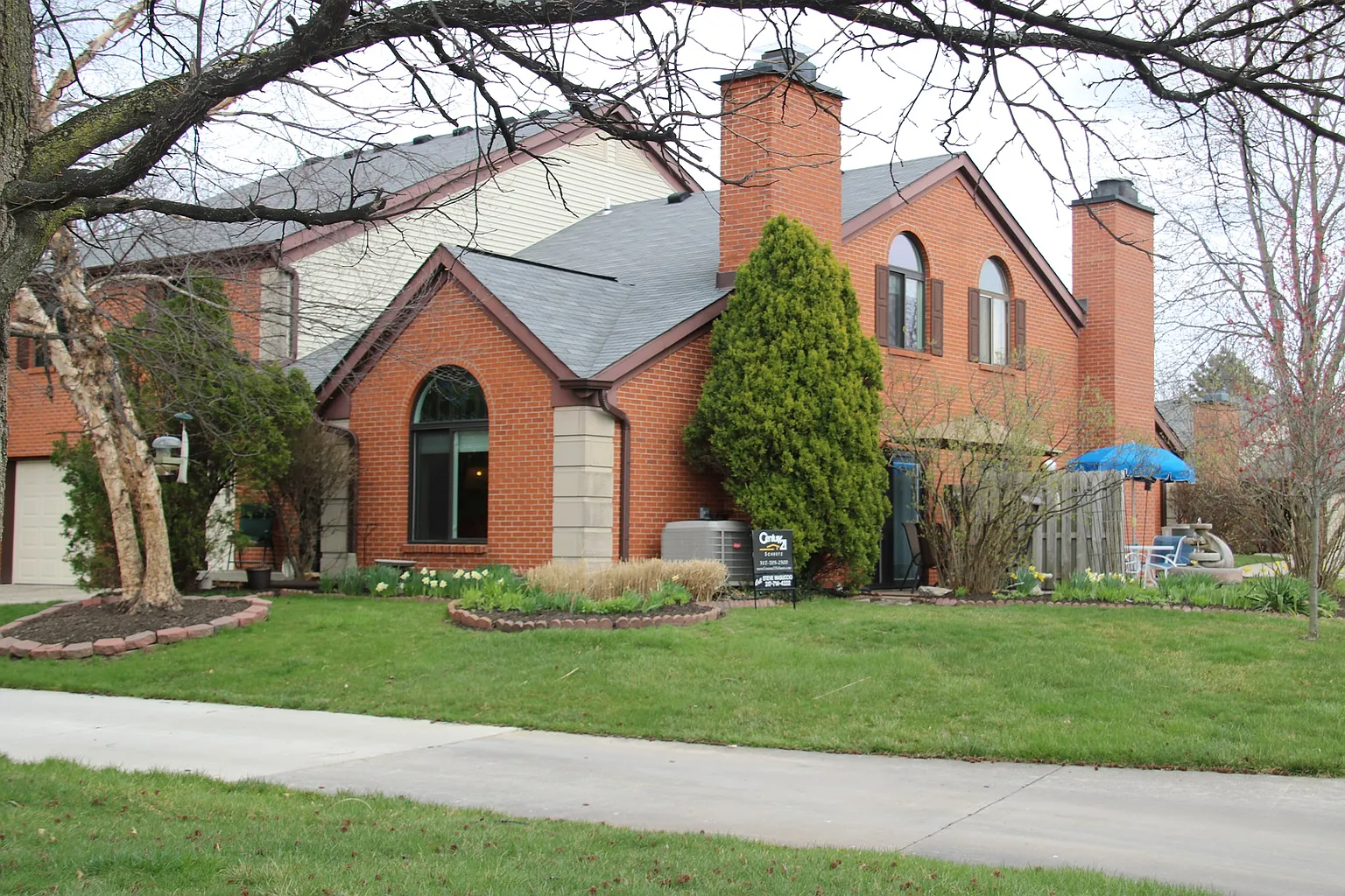 2278 Golden Oaks N photo 1