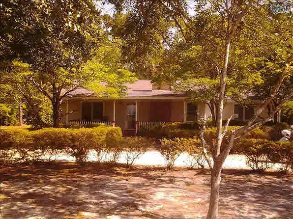 1304 Sunnyhill Dr, Camden, SC 29020