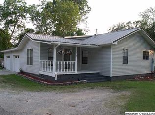 1419 Waldrop Ln, Bessemer, AL 35023