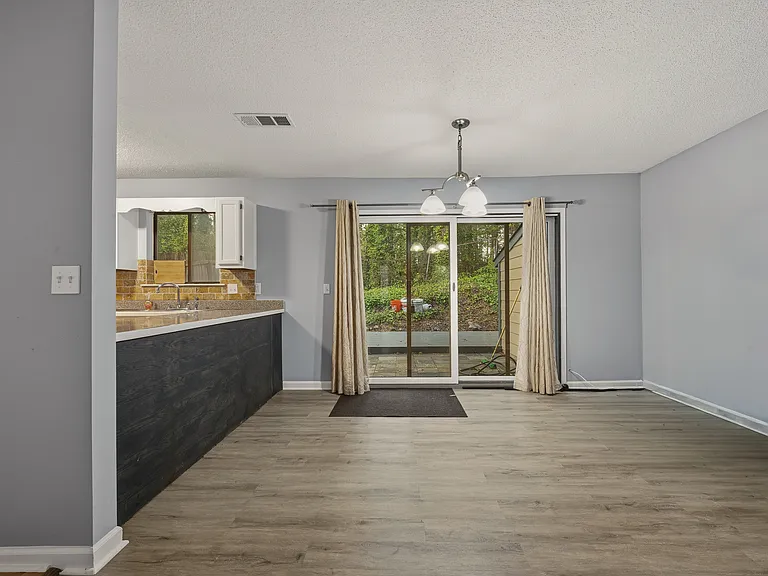253 Toweridge Dr SW — Photo 10