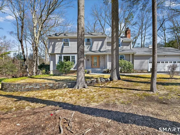 33 Tall Pine Road, Milford, CT 06461