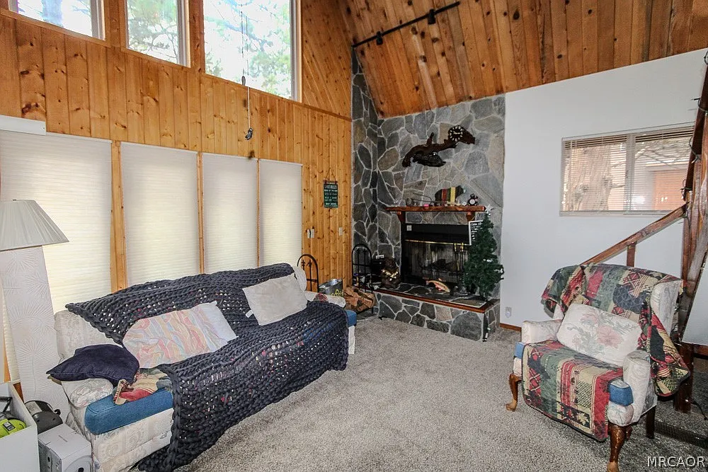 2 bed, 2.0 bath, 928 sqft, $1,650 — Photo 3