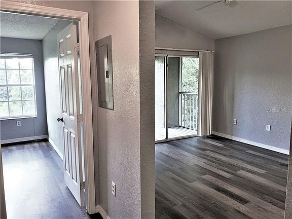 5th image of 4220 Summer Landing Dr APT 301