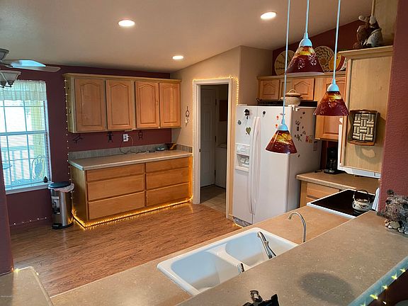 4th image of 1306 Hogan Dr