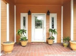 141 W Hart Ave, San Antonio, TX 78214