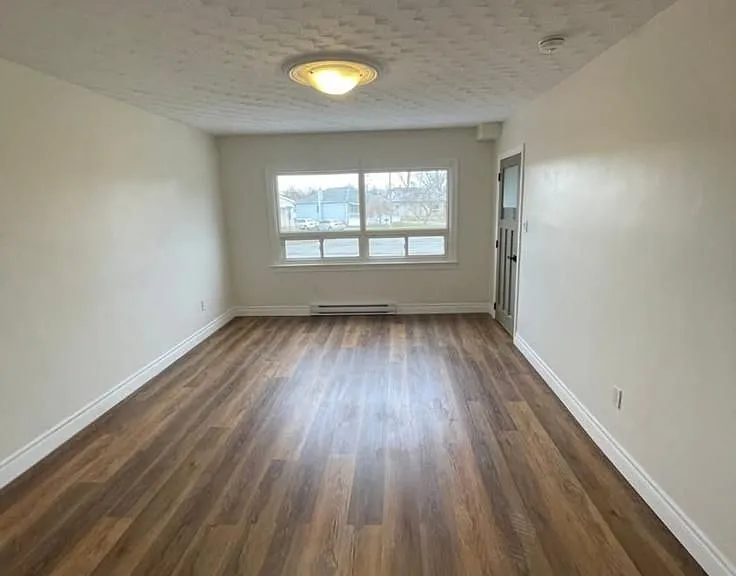 185 Saint George St #2 — Photo 3