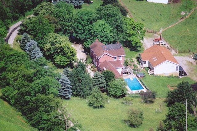 2nd image of 449 Davis Rd