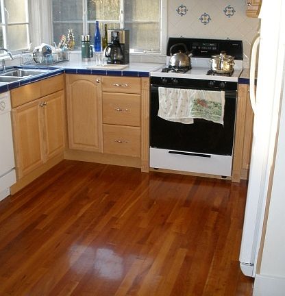 5th image of 159 N Magee St