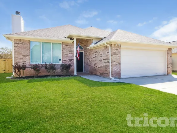 138 Snug Harbor Dr, Montgomery, TX 77356