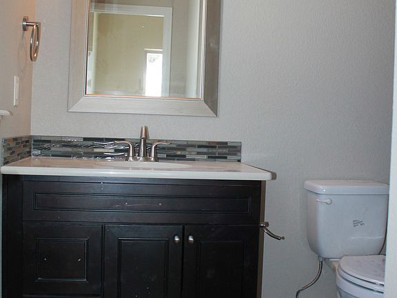 4th image of 2265 Terri Lee Drive