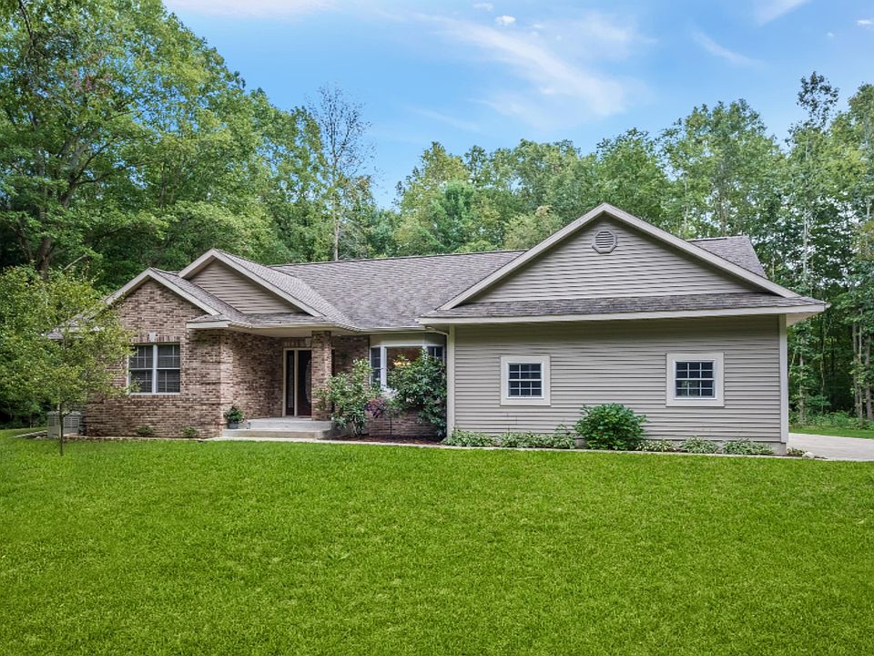 6524 S Walker Rd, Fruitport, MI 49415 Zillow
