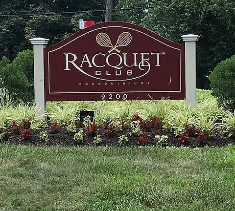 racquet condominium adelphi