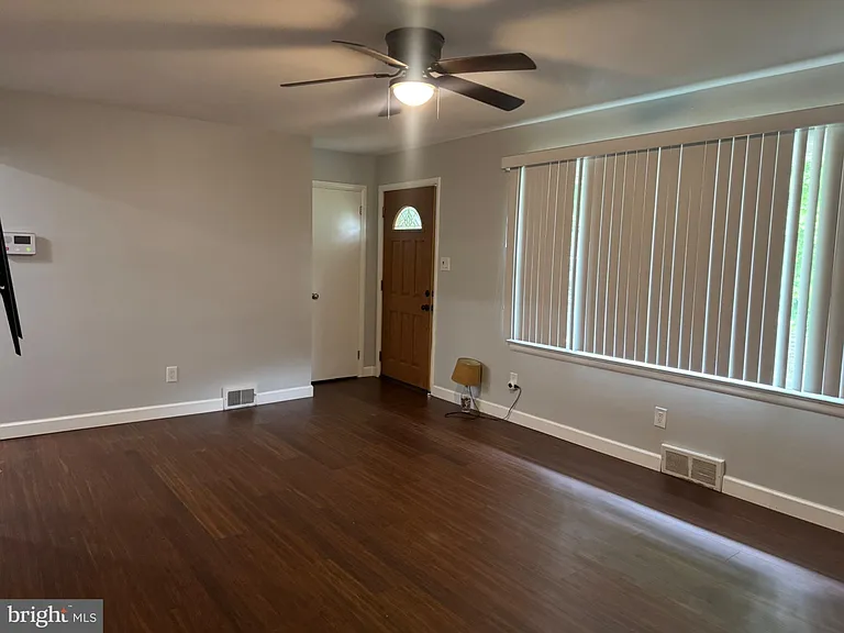 7 Danna Ln — Photo 10