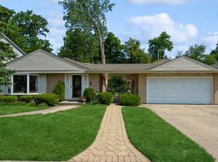 5706 Capri Ln, Morton Grove, IL 60053