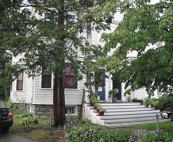 3 bed, 2161 sqft, $4,500 — Photo 2