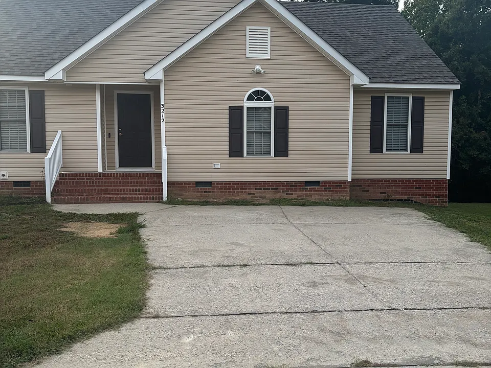 3212 Planet Dr