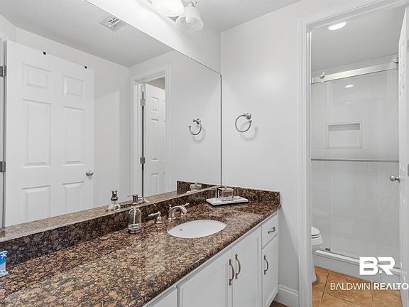 4th image of 3564 Bayou Rd APT 203