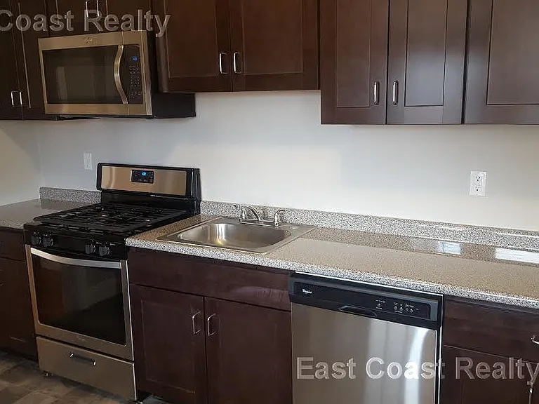 172 Kelton St #14 — Photo 4