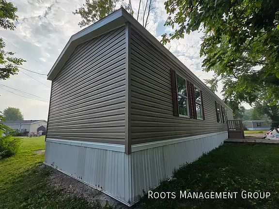 3rd image of 2605 Forest Oaks St #2605F