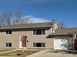 443 N Curtis St, Evansville, WY 82636