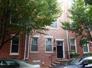 709 S Warnock St, Philadelphia, PA 19147