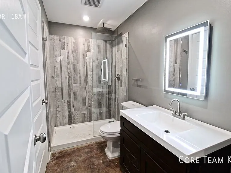 1223 Union Ave #202 — Photo 7