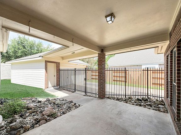 5th image of 5815 Pheasant Ridge Ln