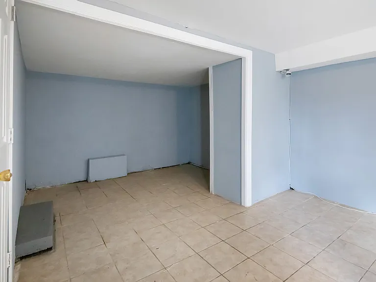 851 S 57th St — Photo 20