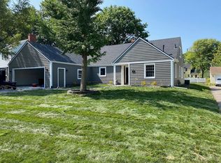 909 Gaskill Dr, Ames, IA 50014
