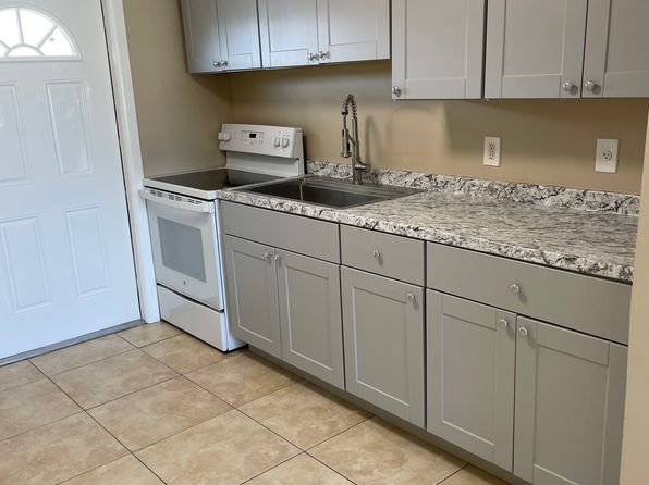 133 NW 10th Ave #2