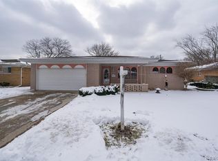 14066 Castle Ave, Warren, MI 48088