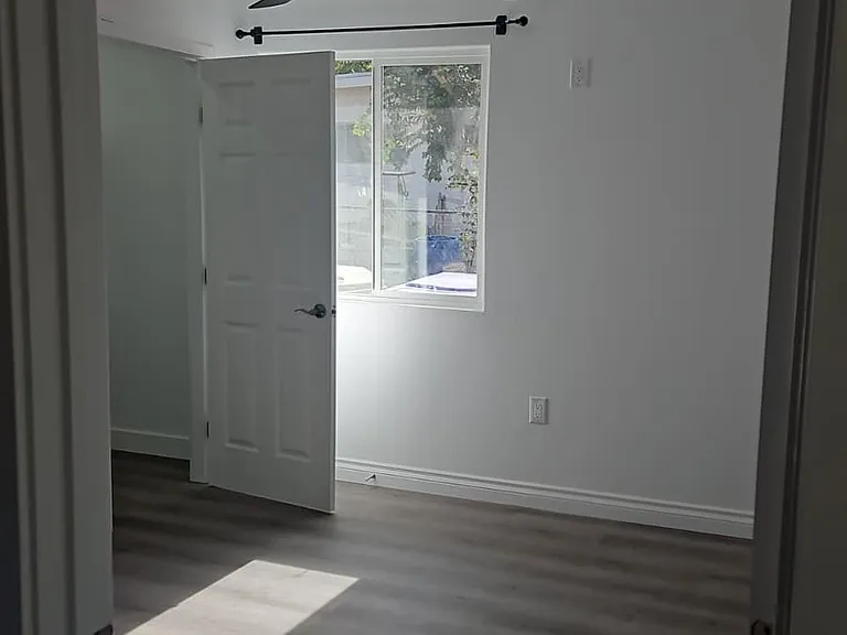 8036 Michael Dr #8036 — Photo 6