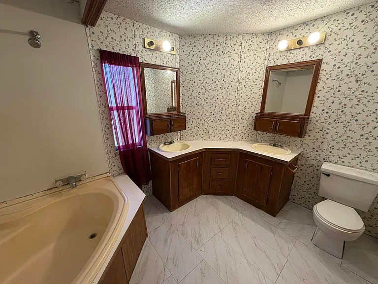 300 Sequoyah Dr NE #156 — Photo 8