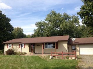 3451 Island Hwy, Charlotte, MI 48813