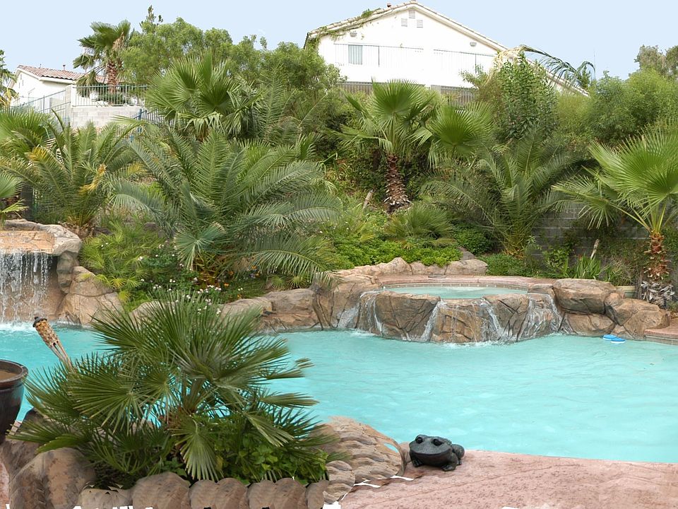 panoramic view from back patio