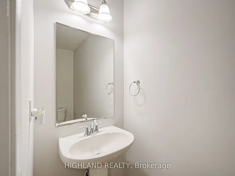 265 Ellen Davidson Dr #4 — Photo 7