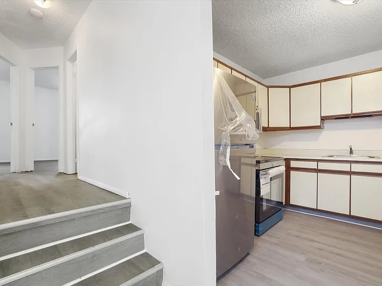 145 Snowshoe Ct #204 — Photo 10