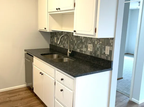 Maple Commons Apartments, 8050 Queen Ave S APT 206, Minneapolis, MN 55431