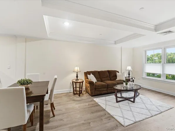 225 Stanley Avenue #316, Mamaroneck, NY 10543