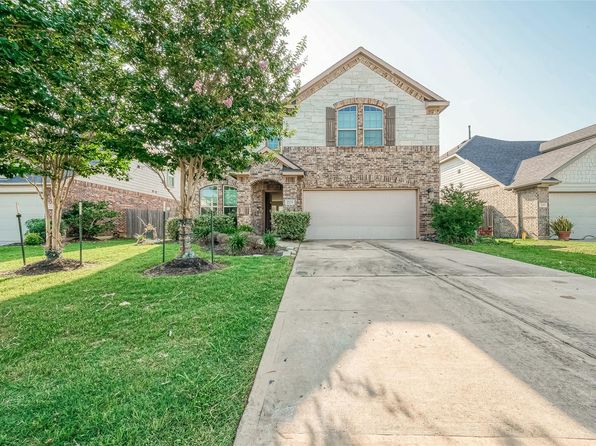 223 Sintra Lake Way
