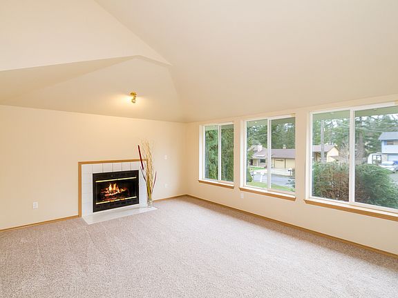 2nd image of 6208 117th St Ct E